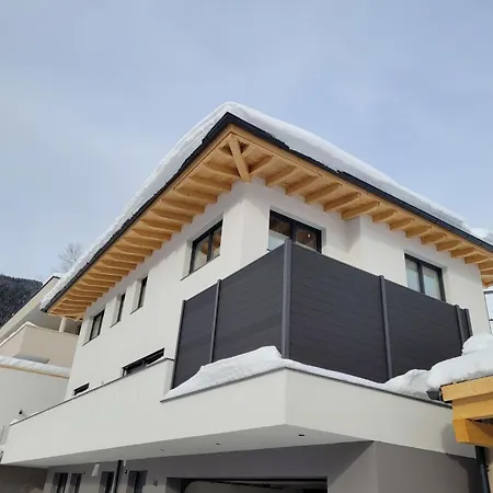 Handle By Interhome דירה Alterzoll