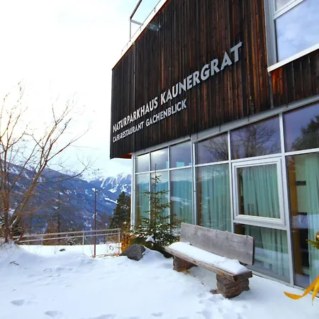 Handle By Interhome דירה *