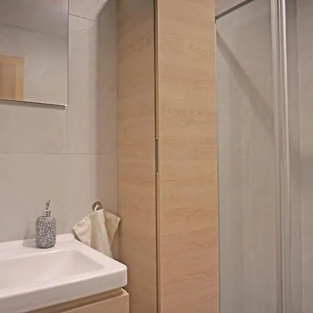 Handle By Interhome *
